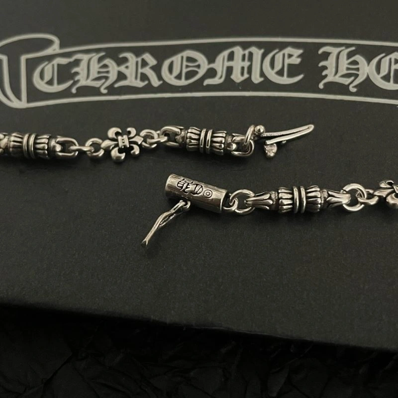 SportInspired Chrxmx Hxxrts Necklaces 300362