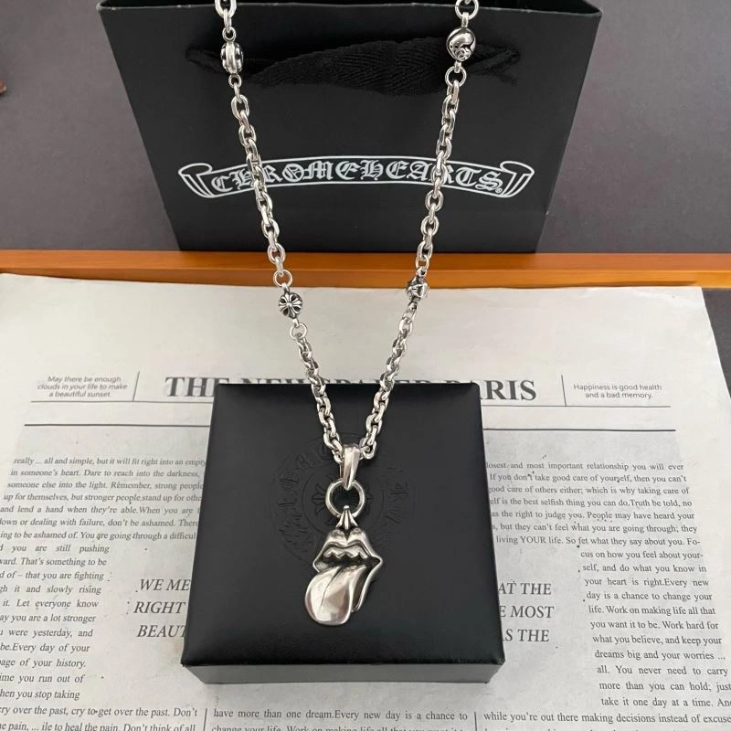 Fashionable Chrxmx Hxxrts Necklaces 300348