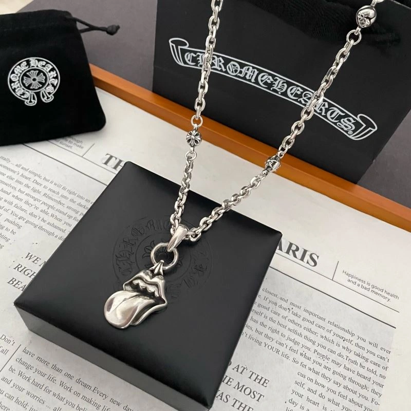 Fashionable Chrxmx Hxxrts Necklaces 300348