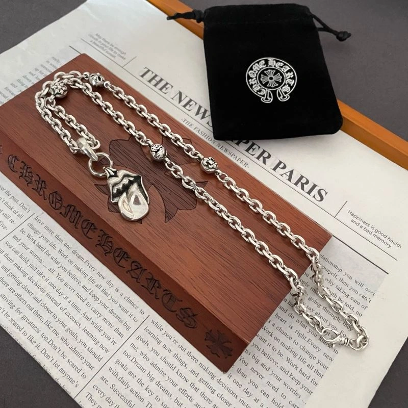 Fashionable Chrxmx Hxxrts Necklaces 300348
