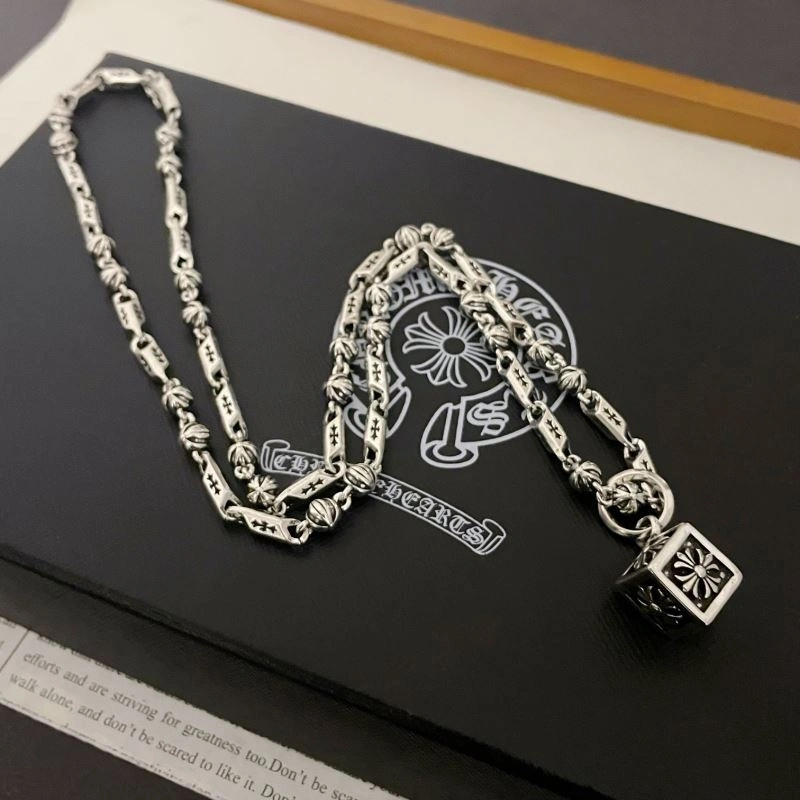Unique Chrxmx Hxxrts Necklaces 300344