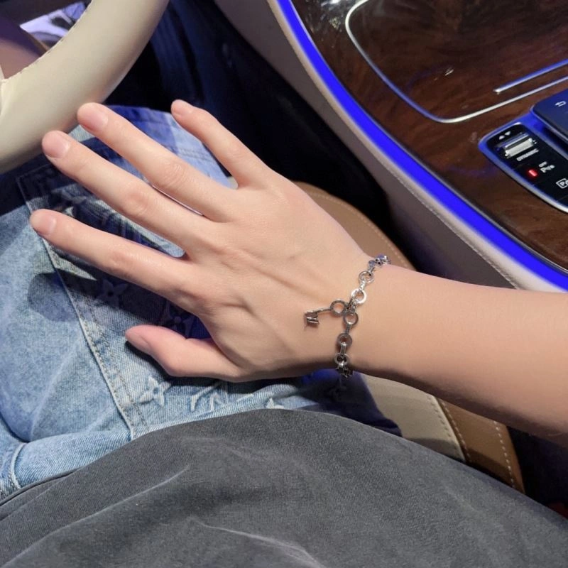 Practical LX Bracelets 311696