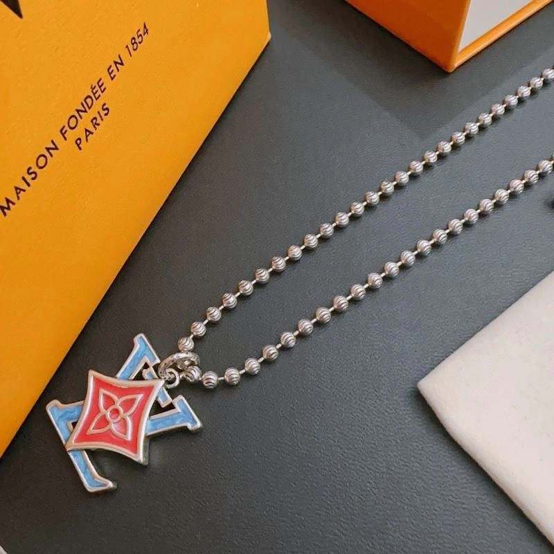 Classic LX Necklaces 311287