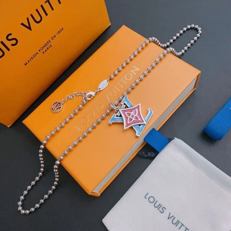Classic LX Necklaces 311287