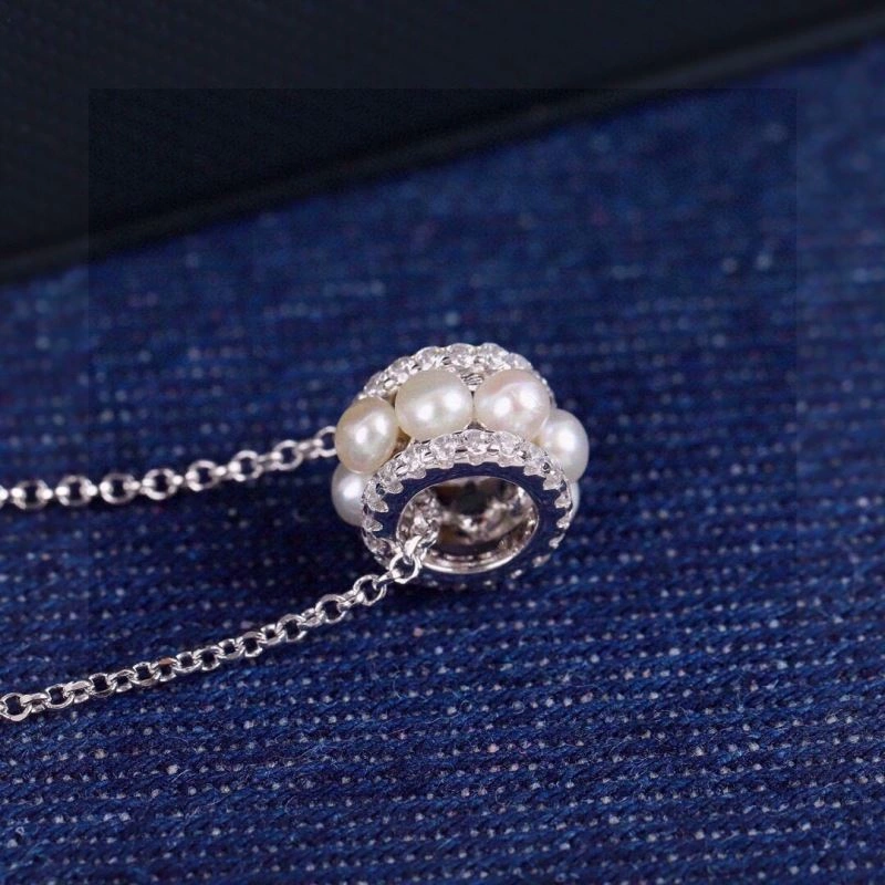 Axm Necklaces Versatile 282027
