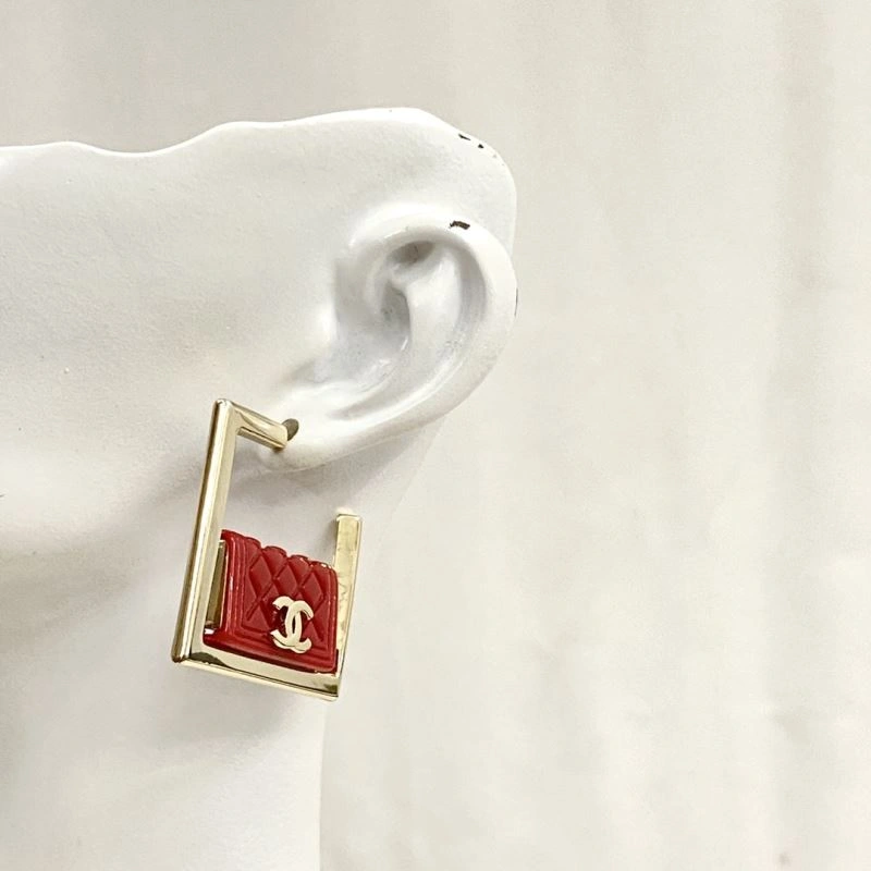 Resilient Chxnxl Earrings 290793