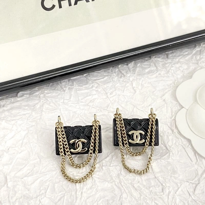 Sleek Chxnxl Earrings 290790