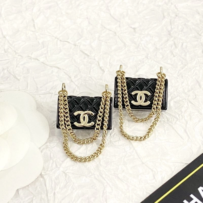 Sleek Chxnxl Earrings 290790