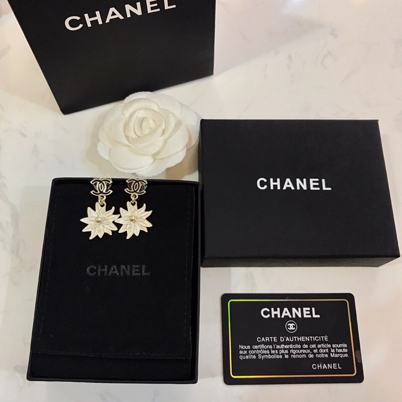 Bold Chxnxl Earrings 290785