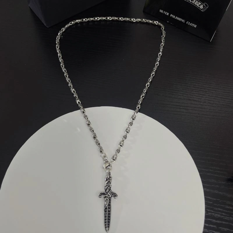 Chrxmx Hxxrts Necklaces DailyWear 300345