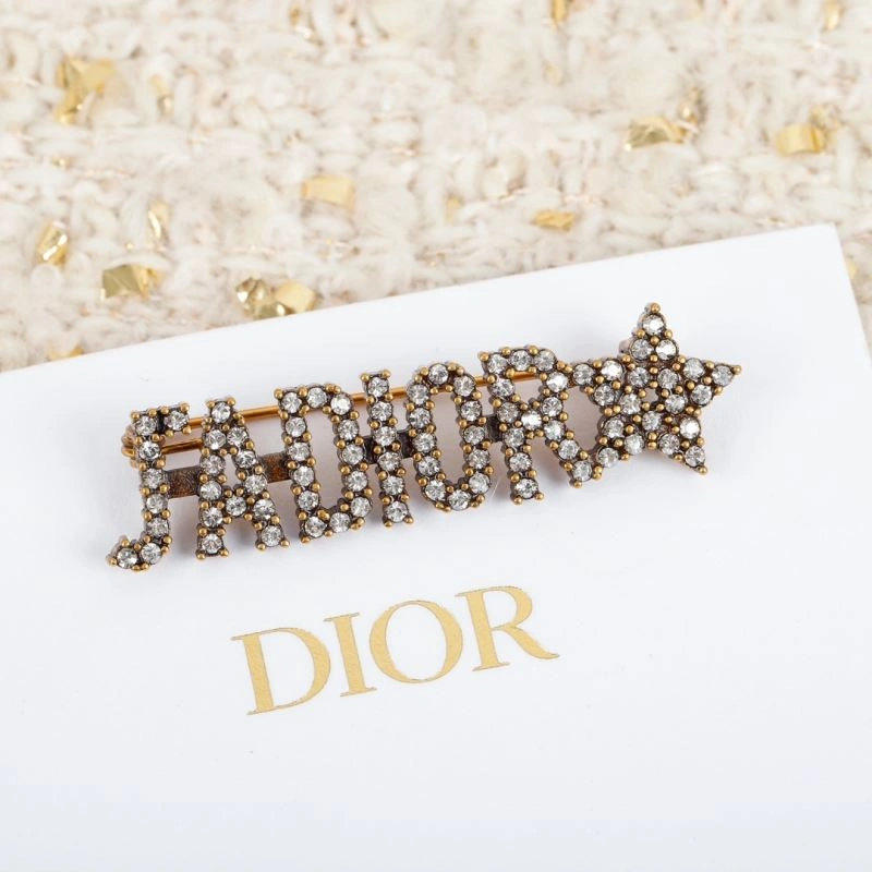 Modern Christian Dxxr Brooches 295440