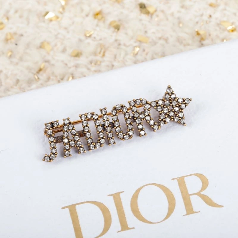 Modern Christian Dxxr Brooches 295440