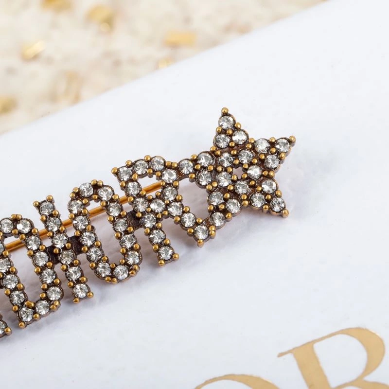 Modern Christian Dxxr Brooches 295440