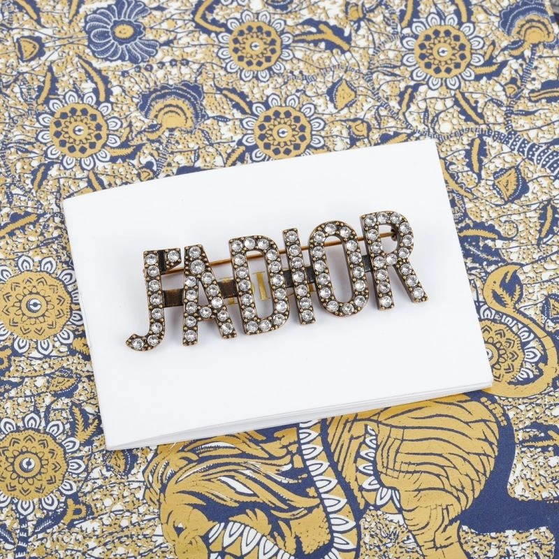 Compact Christian Dxxr Brooches 295455