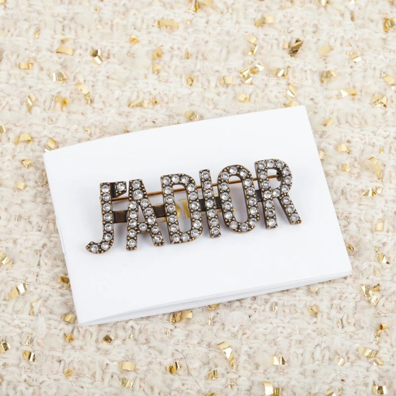 Compact Christian Dxxr Brooches 295455