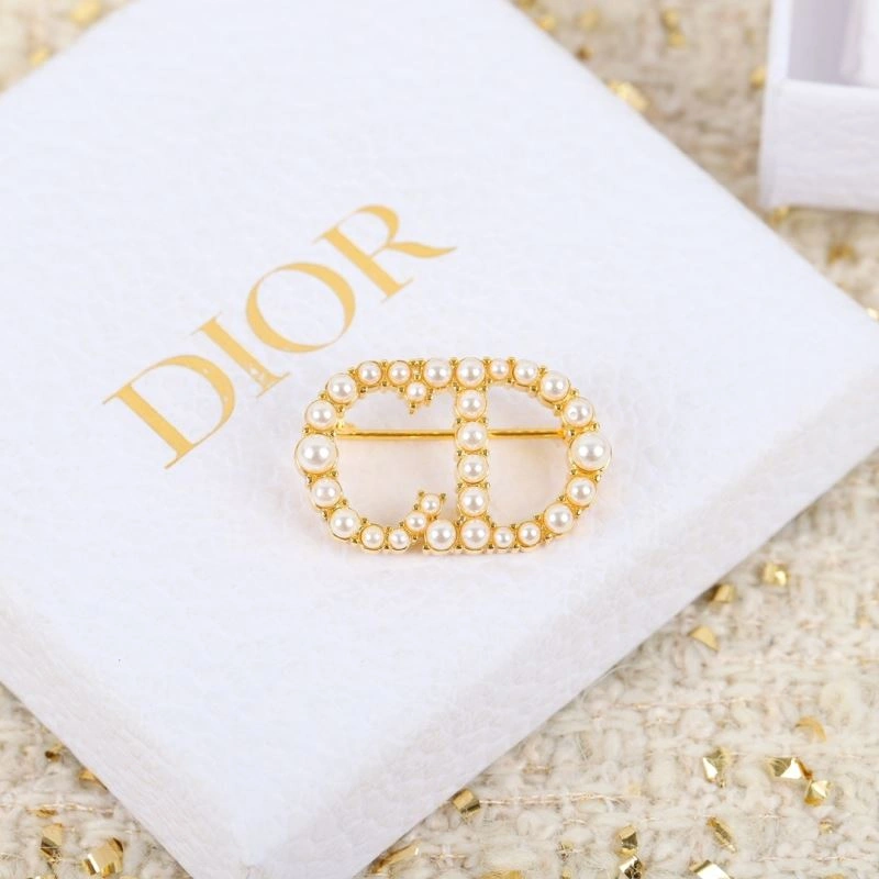 Christian Dxxr Brooches DailyWear 295444