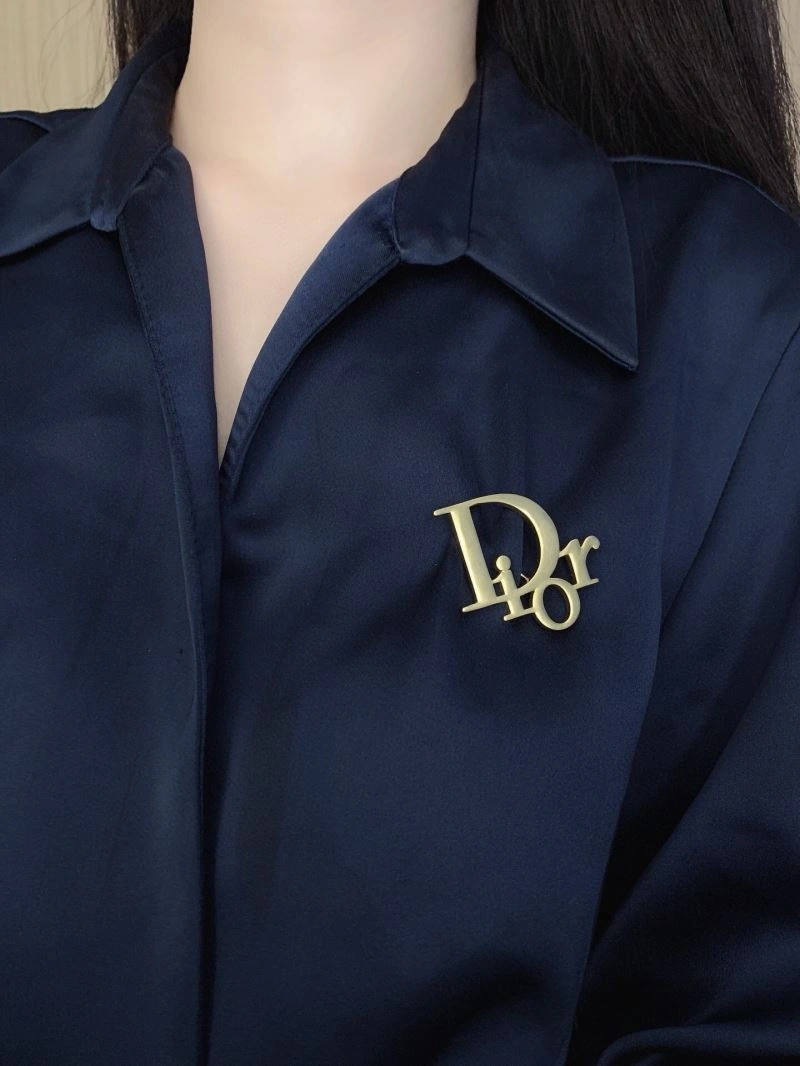 Refined Christian Dxxr Brooches 295443