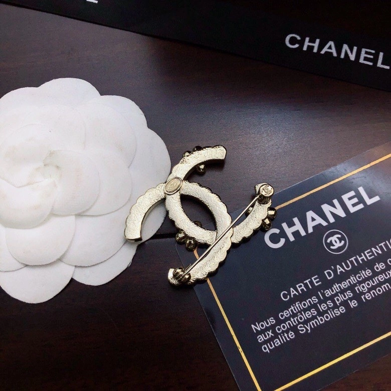 Chxnxl Brooches Vibrant 292097