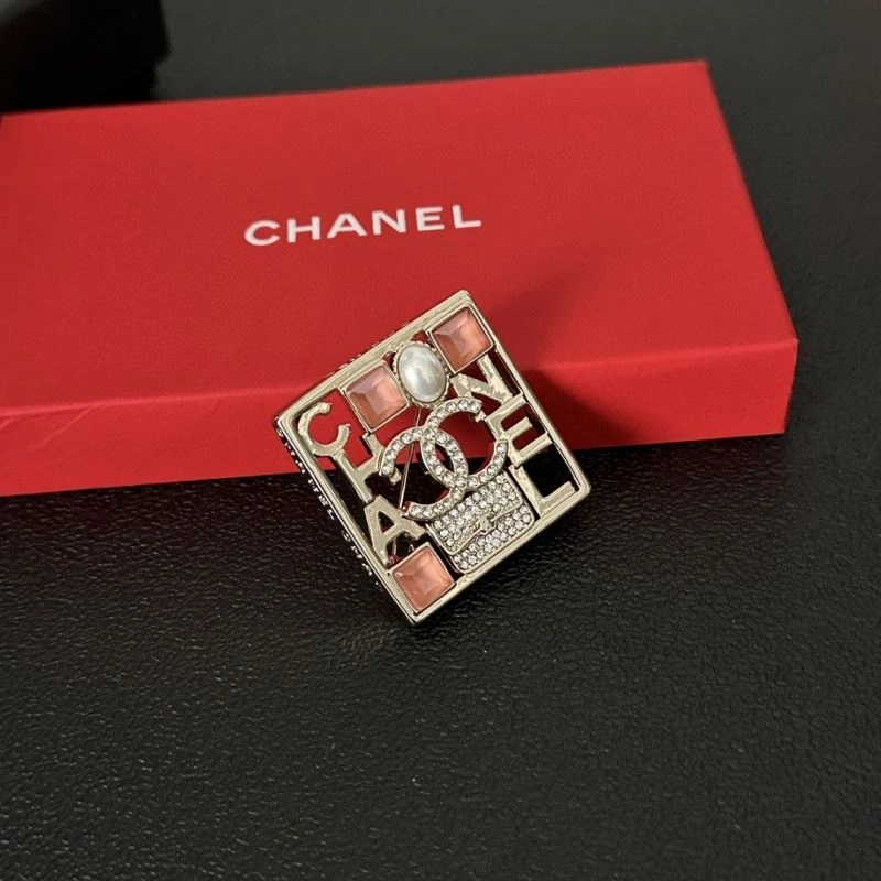 Chxnxl Brooches Cozy 292100