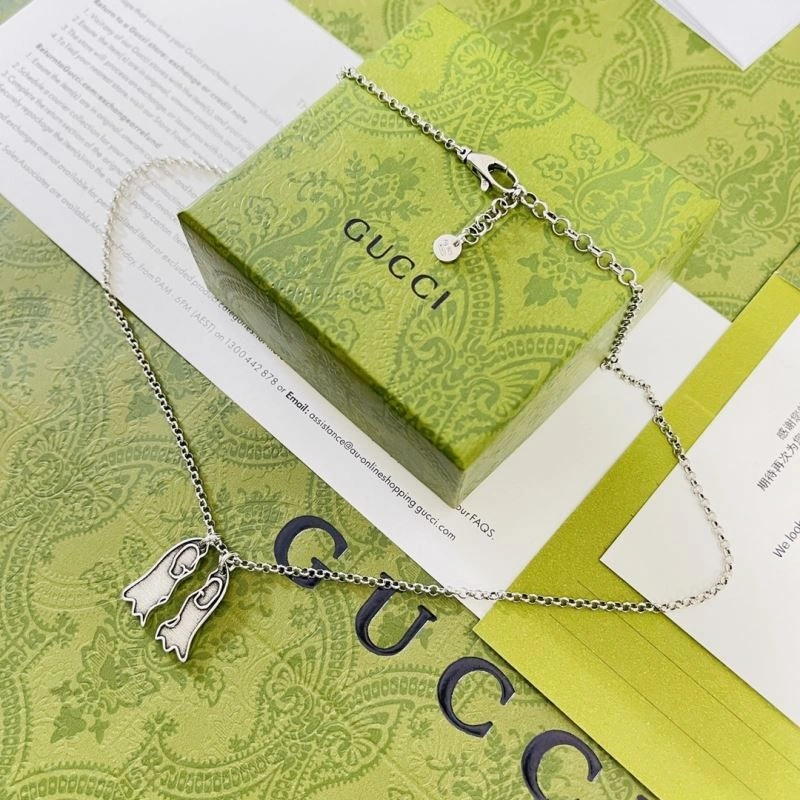 Compact Gxccx Necklaces 305937