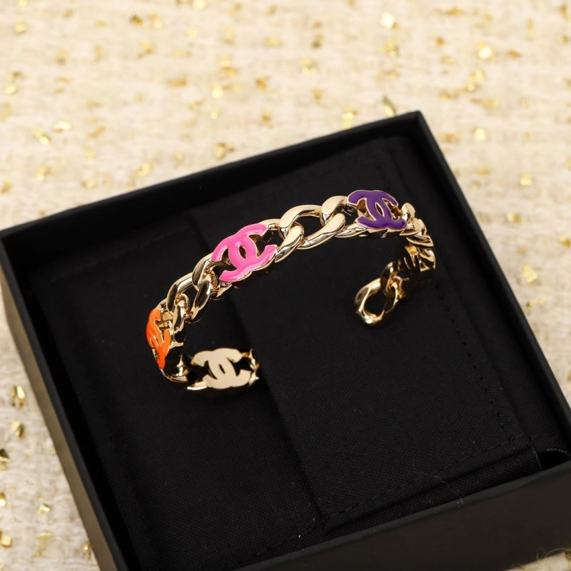 Breathable Chxnxl Bracelets 289442