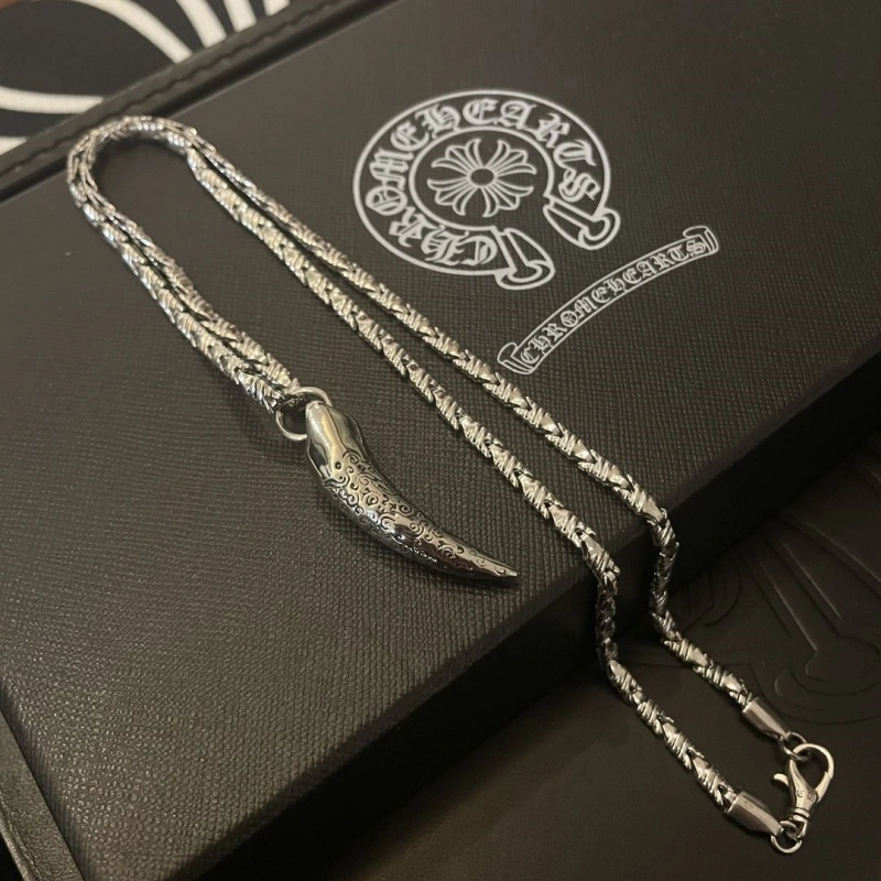 Compact Chrxmx Hxxrts Necklaces 299890