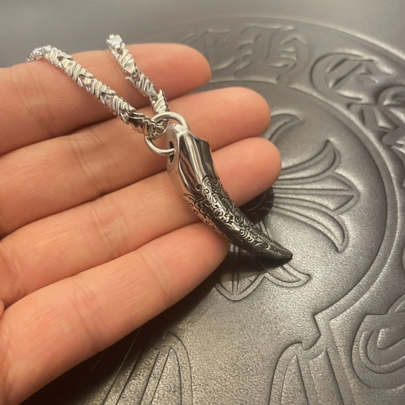 Compact Chrxmx Hxxrts Necklaces 299890