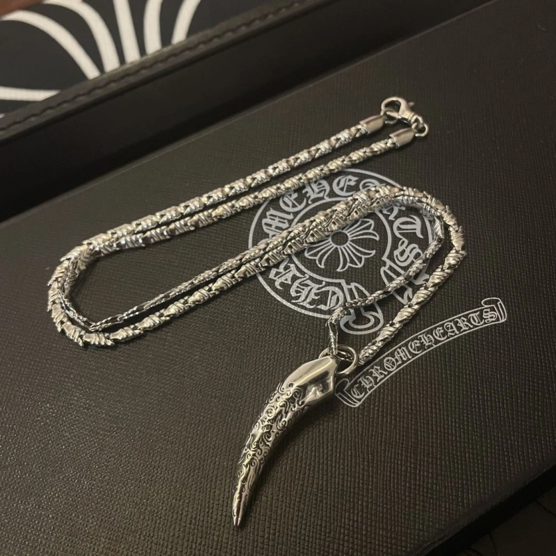 Compact Chrxmx Hxxrts Necklaces 299890