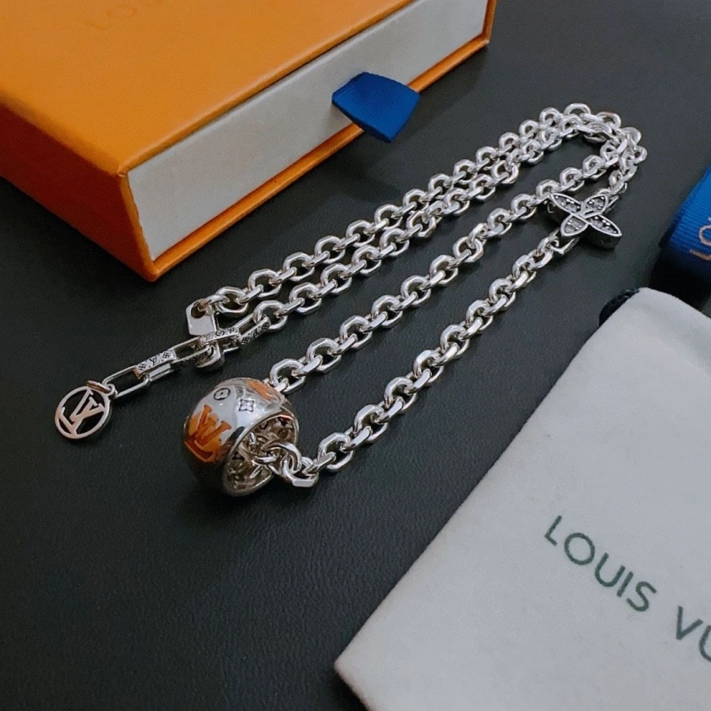 Compact LX Necklaces 310945