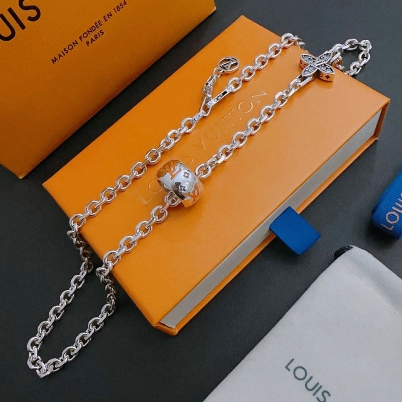 Compact LX Necklaces 310945