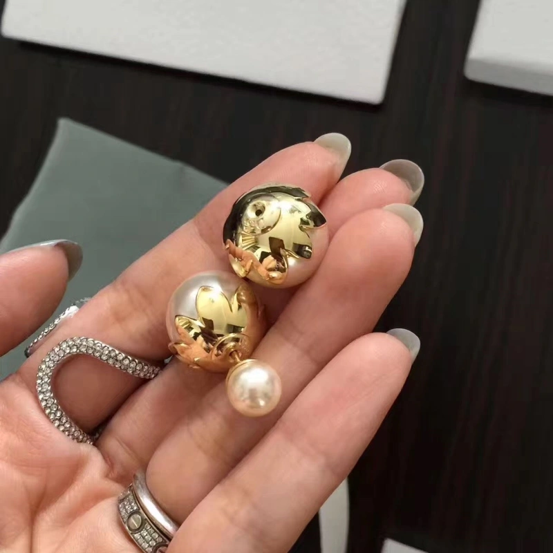Christian Dxxr Earrings Popular 294974
