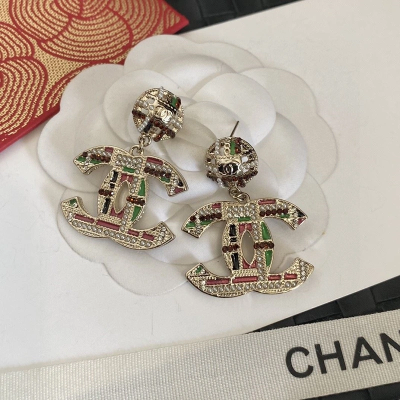 Trendsetting Chxnxl Earrings 289201