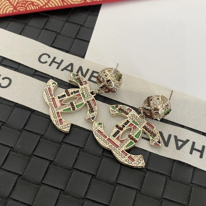 Trendsetting Chxnxl Earrings 289201