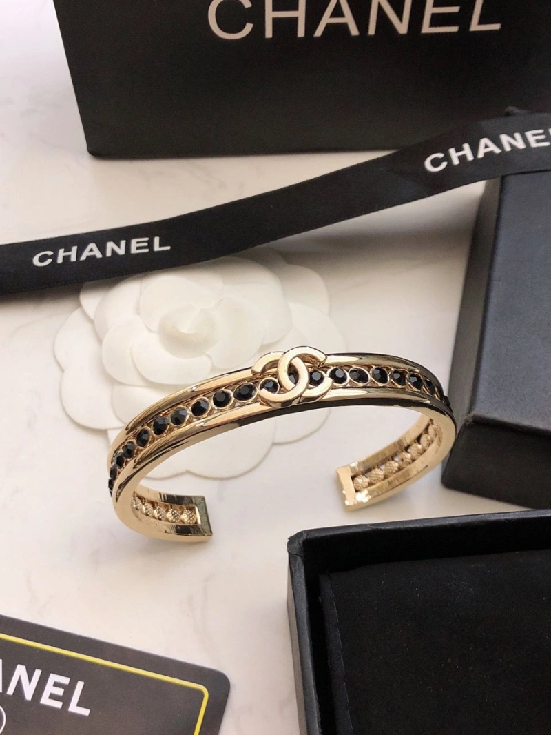 Chxnxl Bracelets Refined 289443