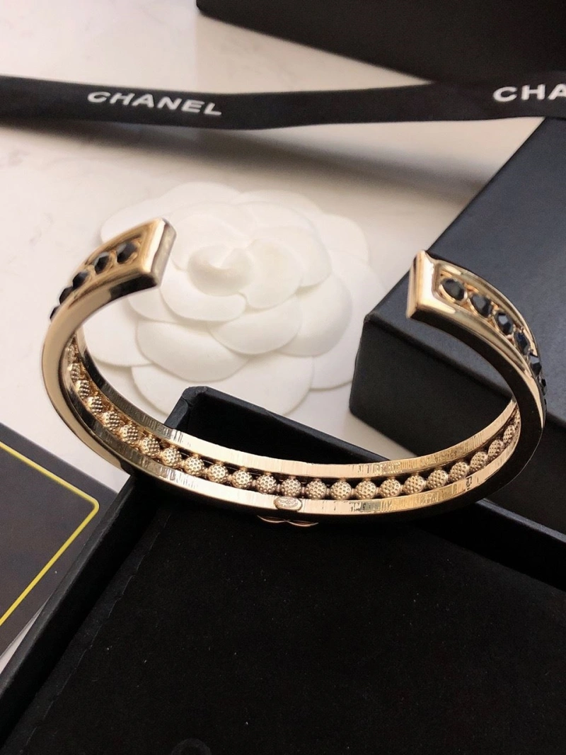 Chxnxl Bracelets Refined 289443