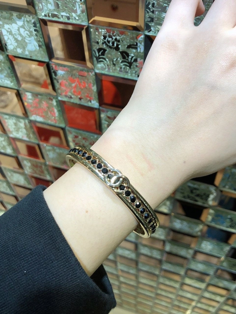 Chxnxl Bracelets Refined 289443