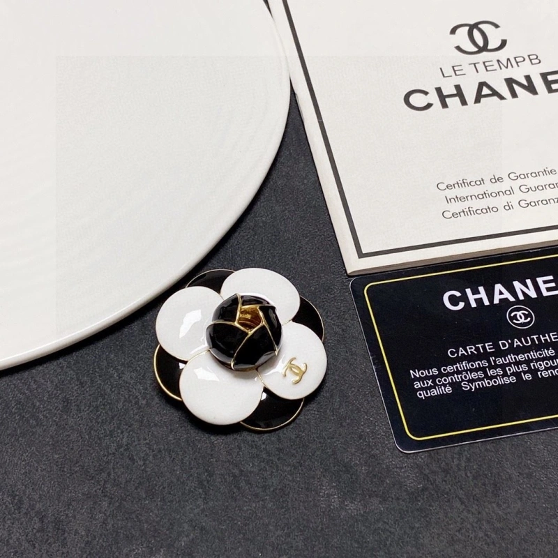 Popular Chxnxl Brooches 289351