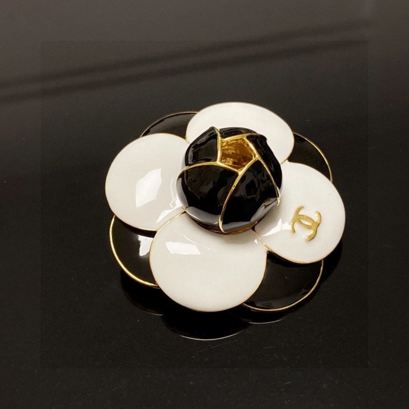 Popular Chxnxl Brooches 289351