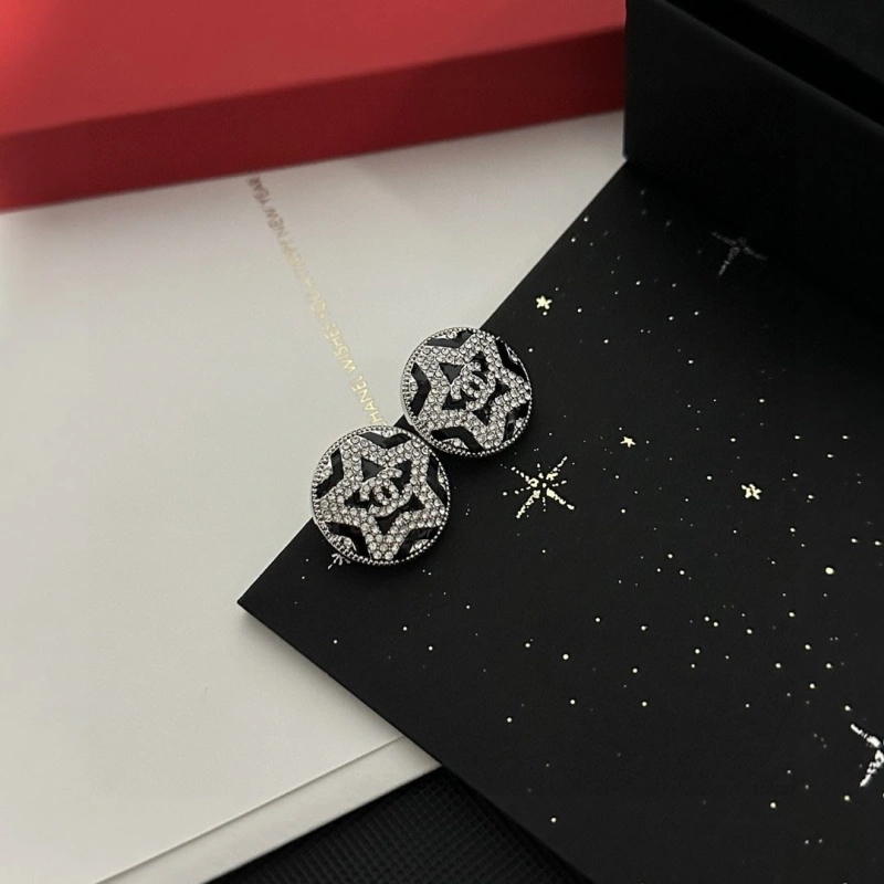 Fashionable Chxnxl Earrings 289176