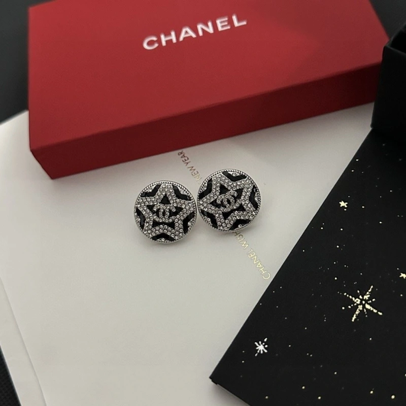 Fashionable Chxnxl Earrings 289176