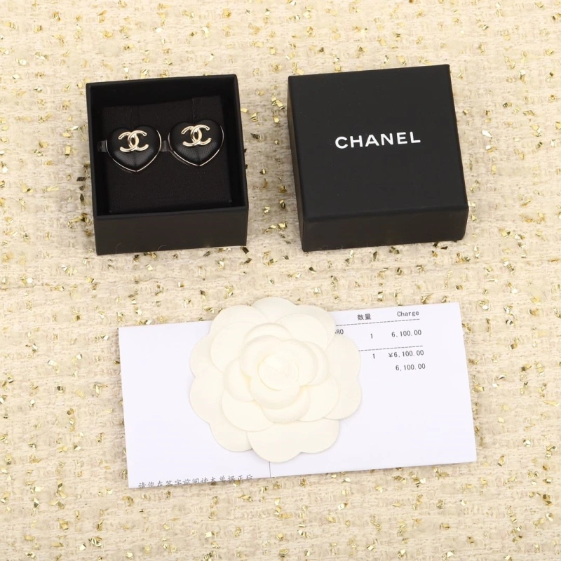 Vibrant Chxnxl Earrings 289191