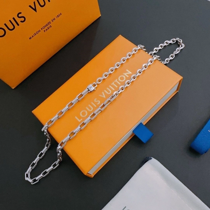 Functional LX Necklaces 310948