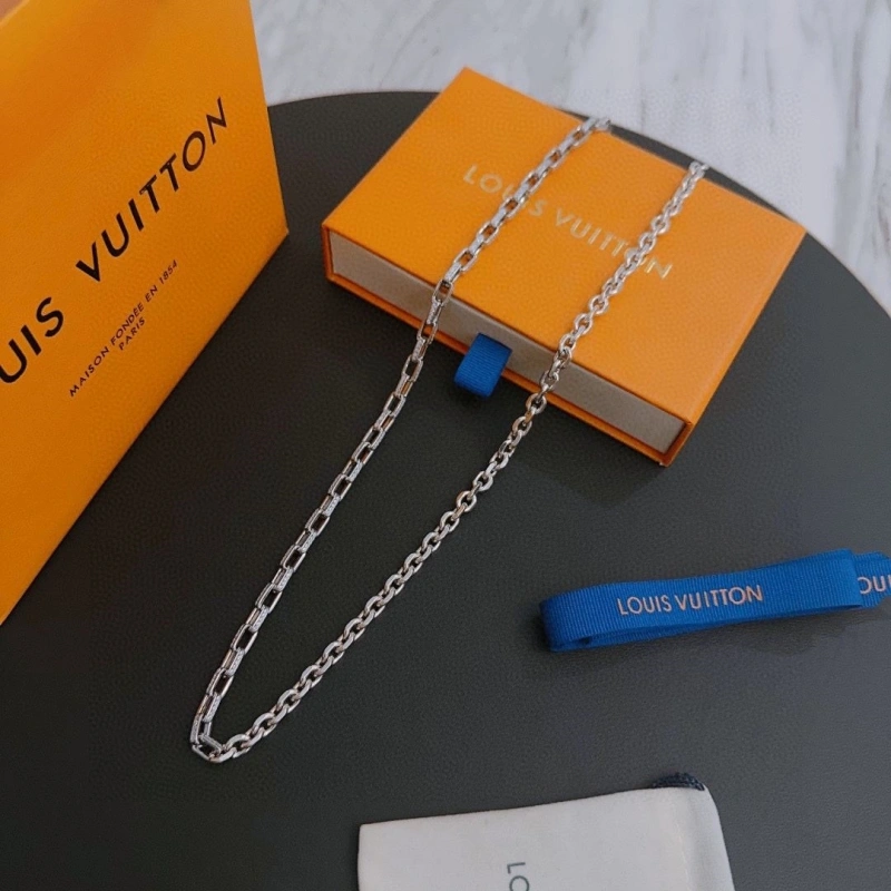 Functional LX Necklaces 310948