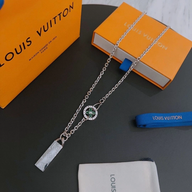 WellDesigned LX Necklaces 310938