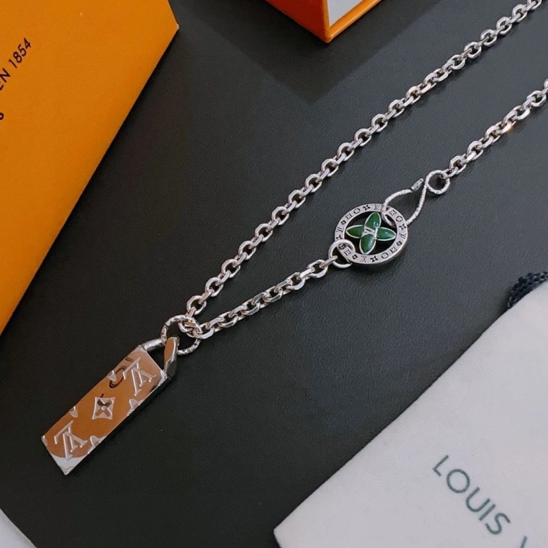 WellDesigned LX Necklaces 310938