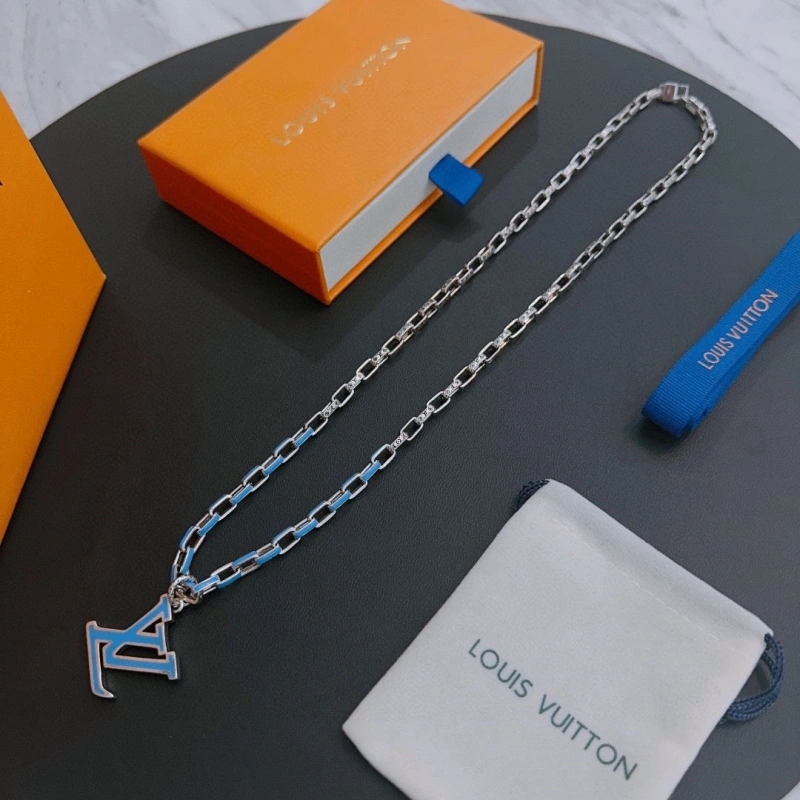 Affordable LX Necklaces 310944