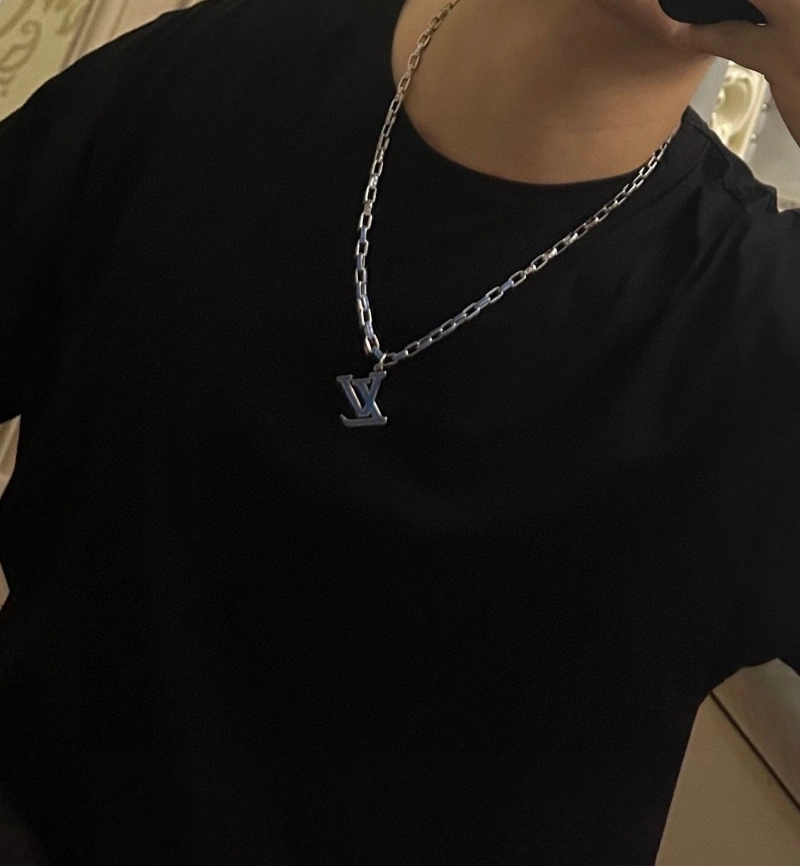 Affordable LX Necklaces 310944