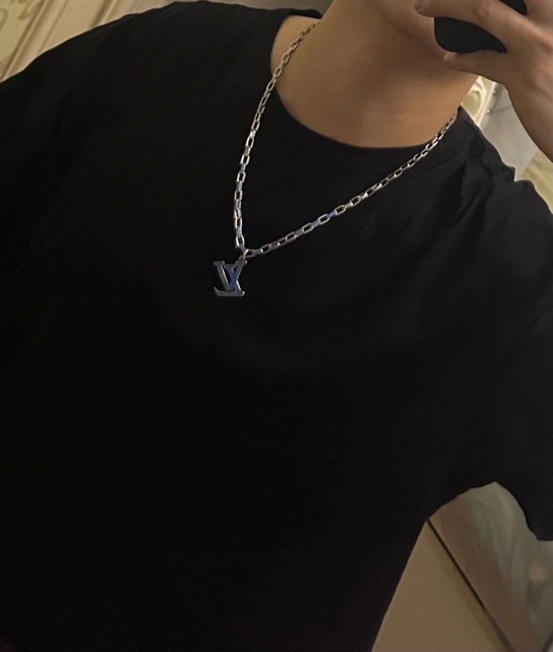 Affordable LX Necklaces 310944