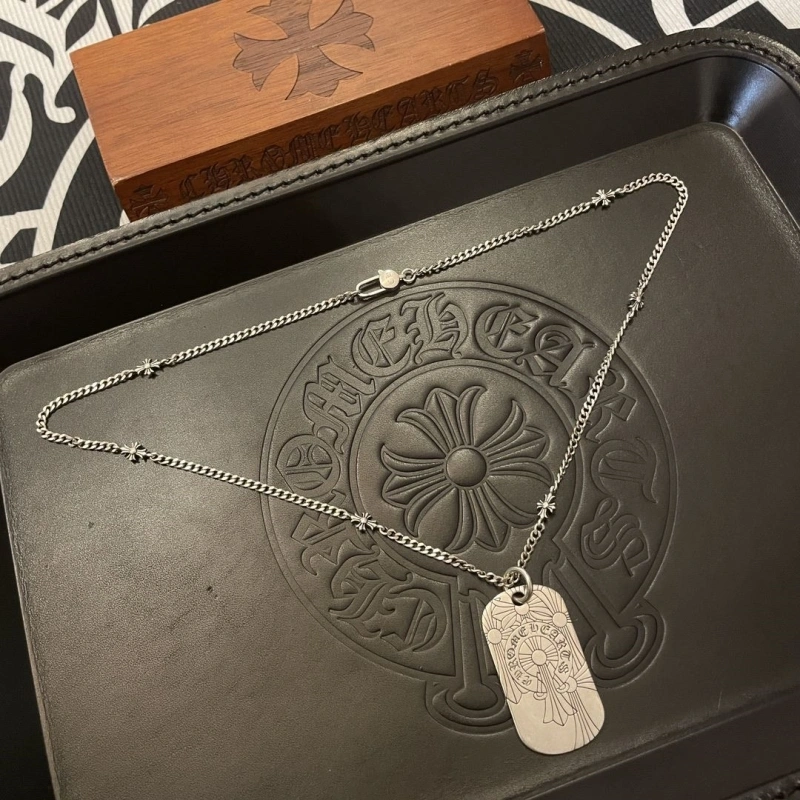Chrxmx Hxxrts Necklaces Affordable 299897
