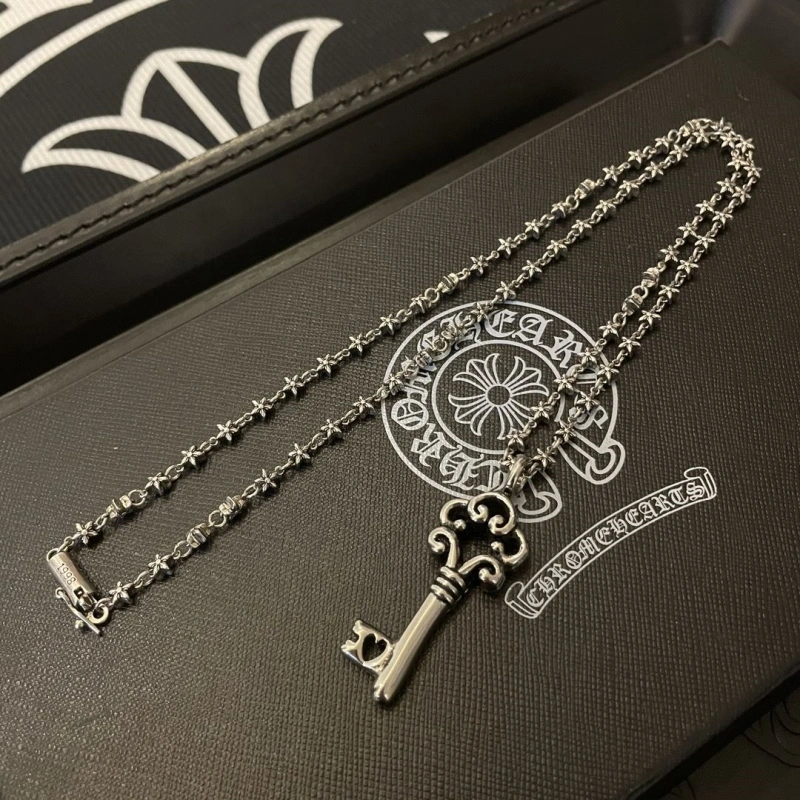 Sleek Chrxmx Hxxrts Necklaces 299889